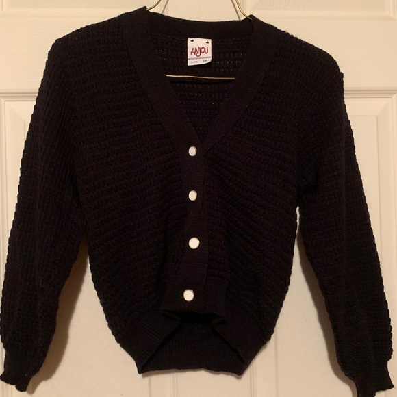 Cardigan KNIT cropped buttoned v-neck - Picture 2 of 3